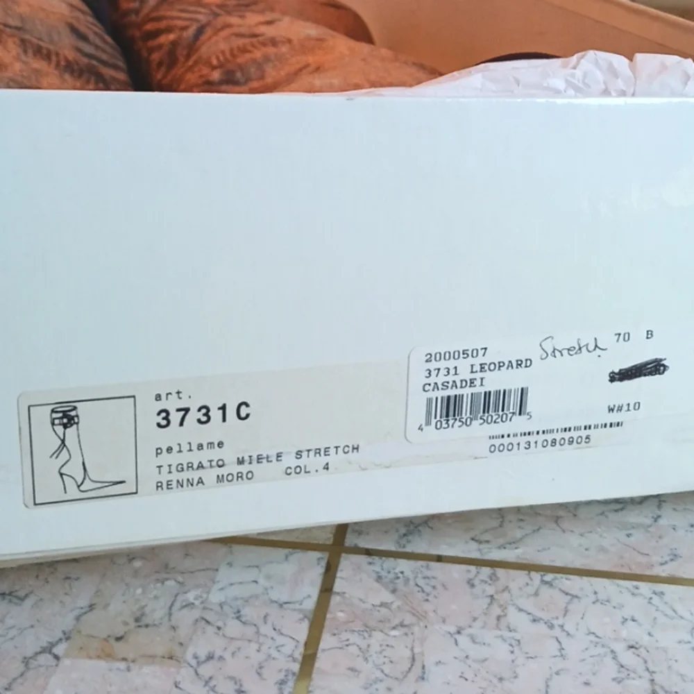 Vintage CASADEI BOOTS, Size 7 B stretch upper - Tiger Print...Rare Style - Picture 9 of 15